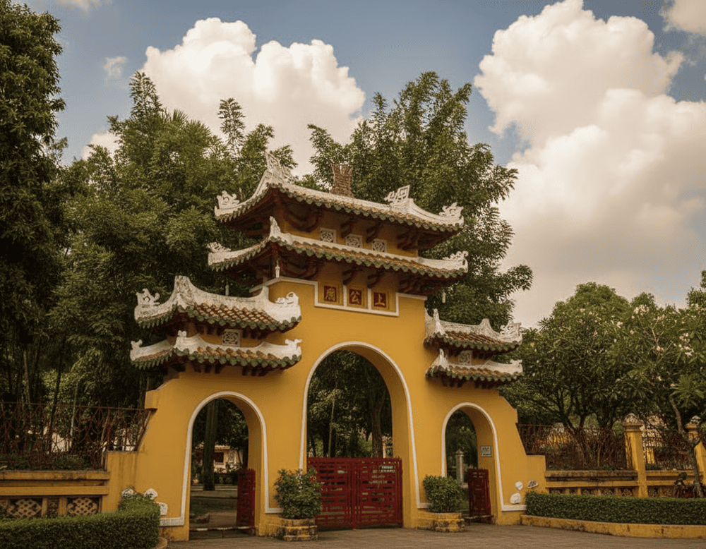 Giả thuyết khác cho rằng Bà Chiểu là tên gọi người vợ của Tả Quân Lê Văn Duyệt - bắt nguồn từ ngôi miếu Lăng Ông được lập ở gần chợ Bà Chiểu